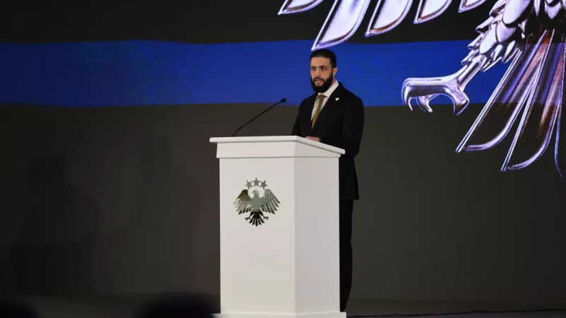 Suriye'de değişim sürüyor! Suriye'nin yeni ulusal logosu tanıtıldı!