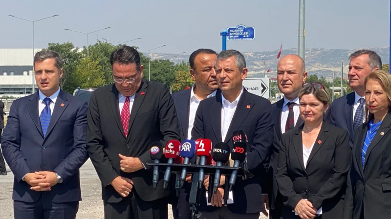 Özgür Özel'den TUSAŞ'a ziyaret!