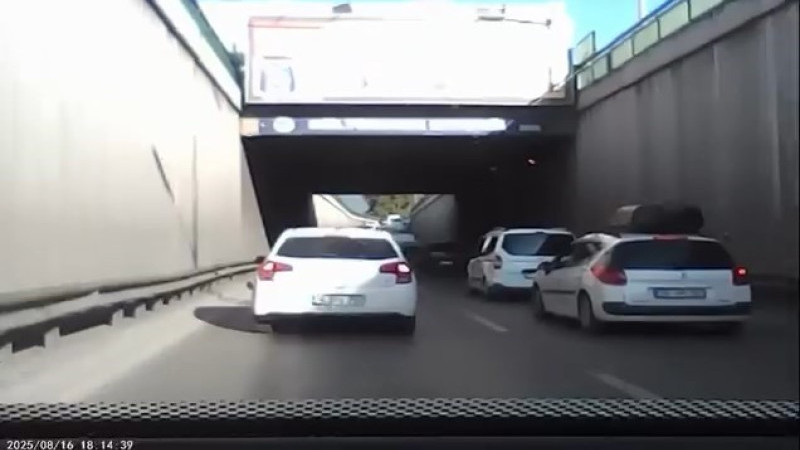 Bursa'da alkollü sürücü trafiği böyle birbirine kattı
