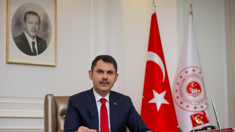 Bakan Kurum'dan yeni yol haritası: Tek kullanımlık plastiklere kısıtlama geliyor!