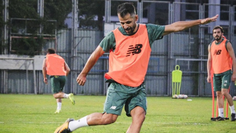 Bursaspor, Arnavutköy maçı hazırlıklarına başladı