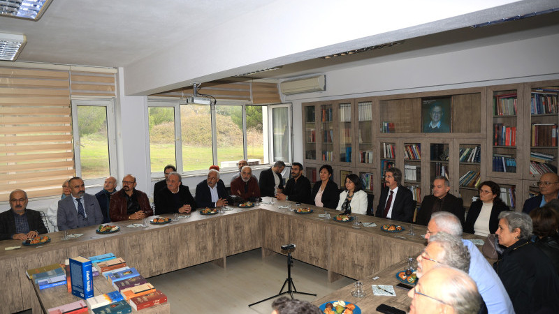 Prof. Dr. Ahmet Cevizci’nin adı akademik salonda ölümsüzleşti