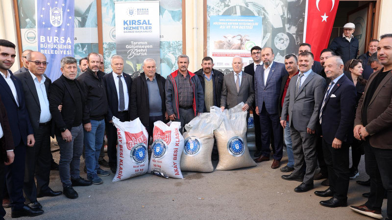 Başkan Bozbey Gürsu'da müjde üstüne müjde verdi