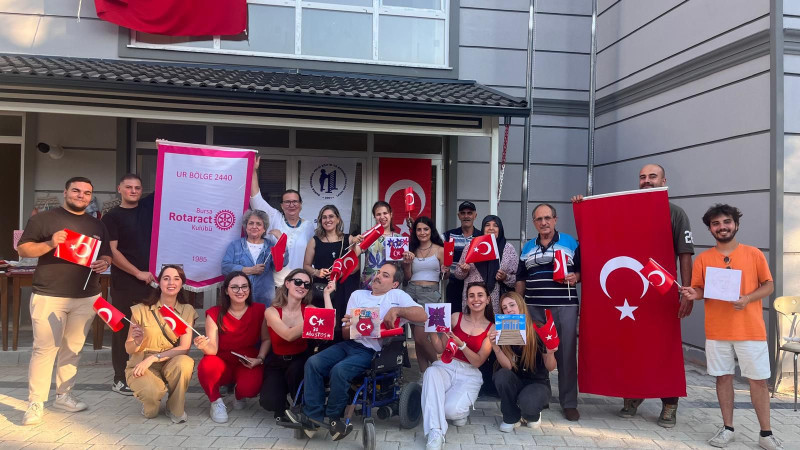 Bursa Rotaract, Cumhuriyet’in değerlerini gençlerle yaşatıyor