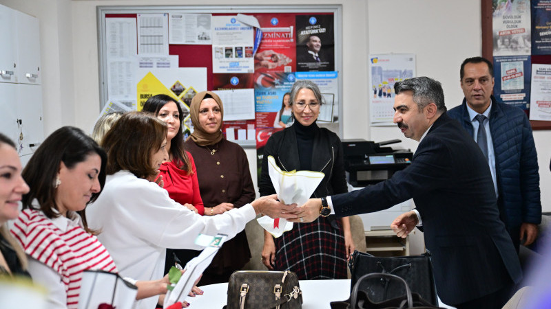 Başkan Oktay Yılmaz öğretmenlerle bir araya geldi