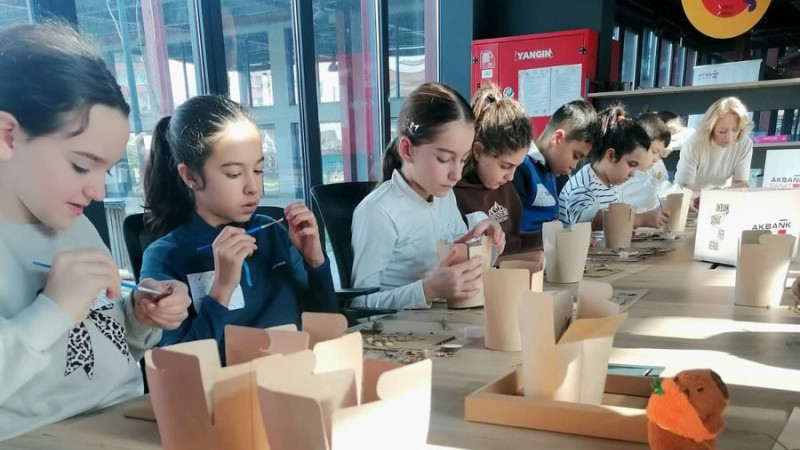 Nilüfer’de çocuklar sanatla yaratıcılıklarını keşfetti