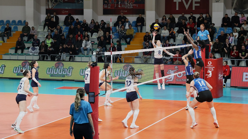 Sultanlar Ligi’nde Nilüfer rüzgarı: 3-1’lik zaferle üçte üç