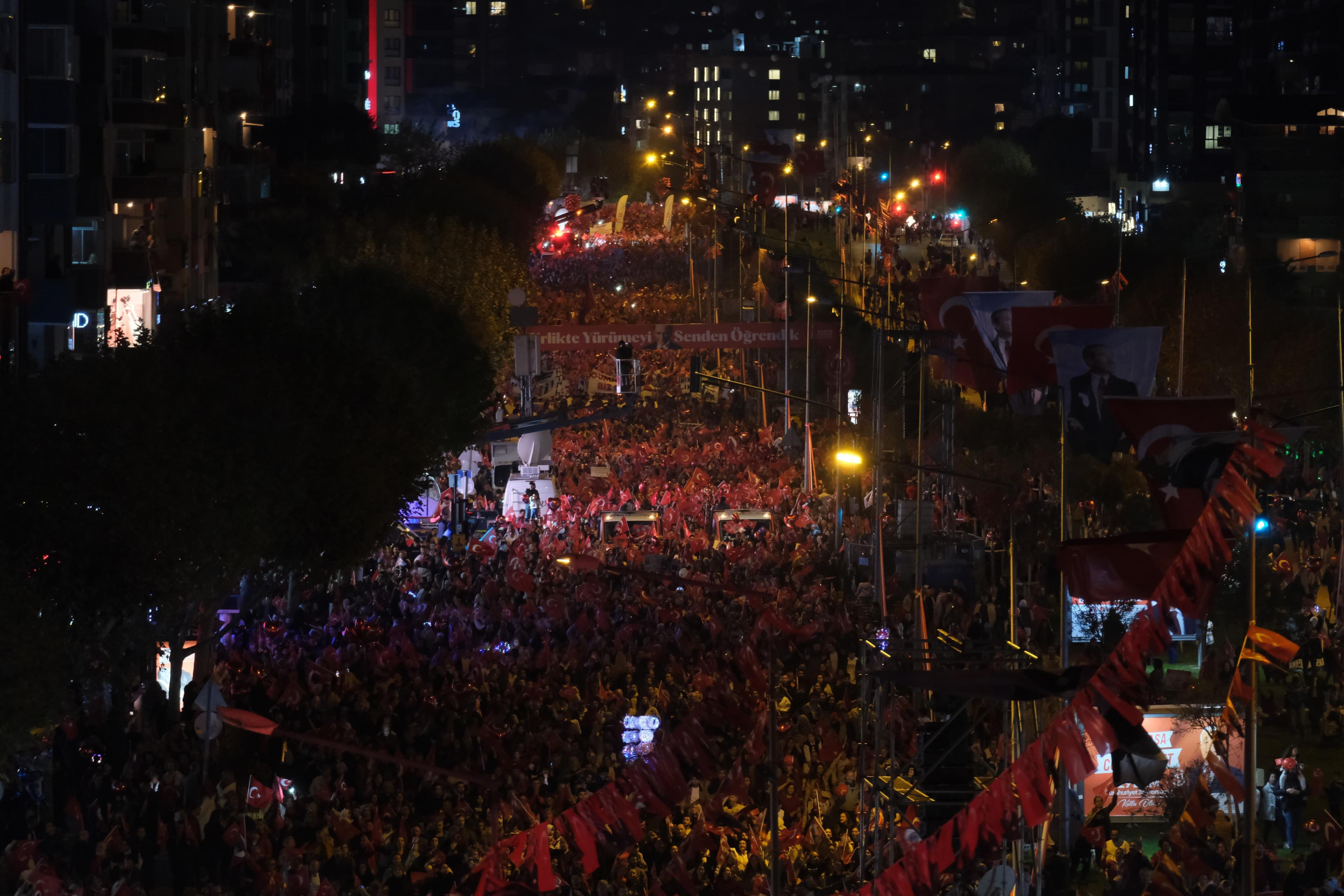 Bursa cumhuriyet coşkusunu yaşamaya hazırlanıyor
