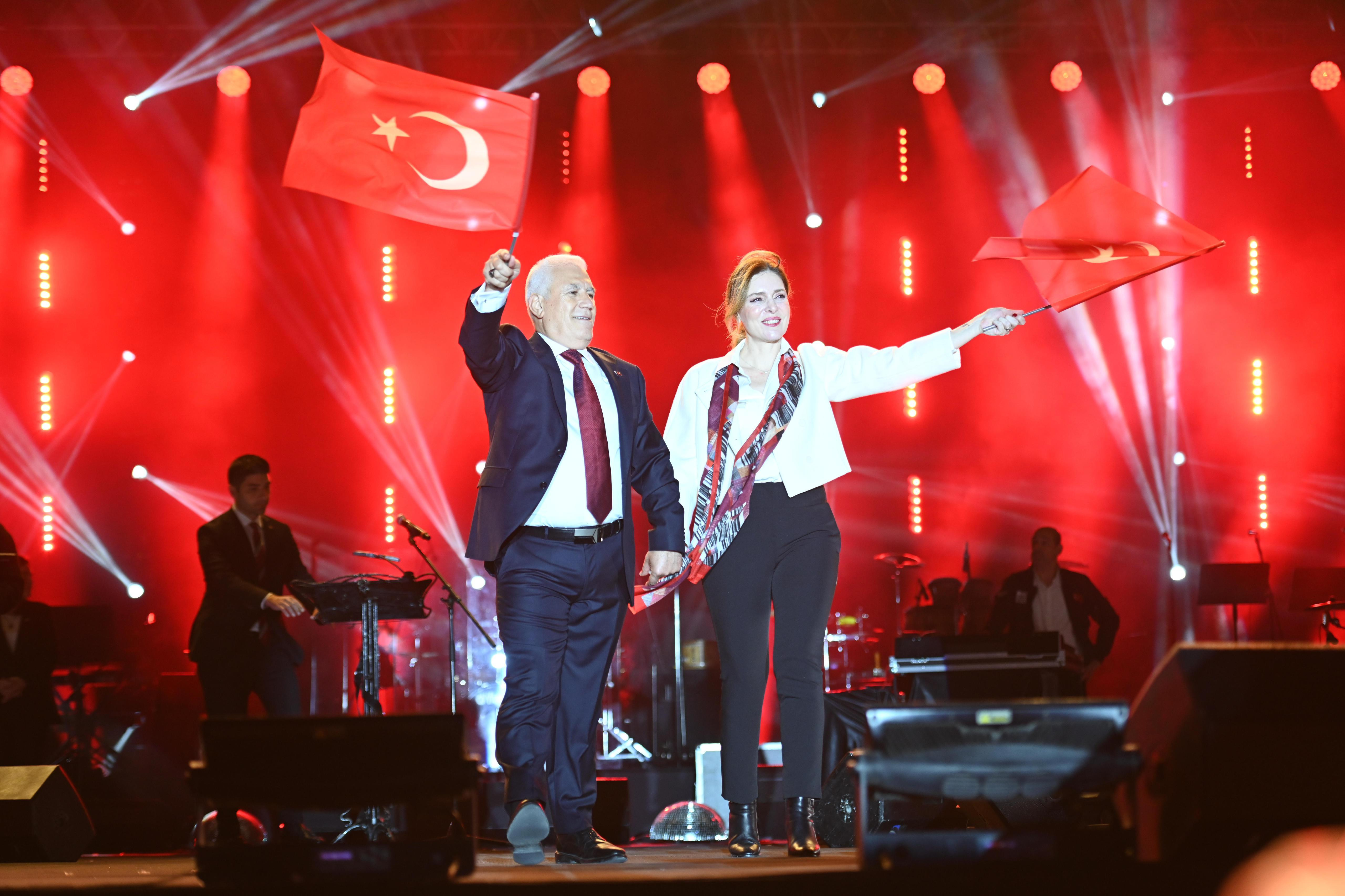 Bursa cumhuriyet coşkusunu yaşamaya hazırlanıyor