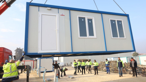 Bursa’nın konteyner kentinde kurulum başladı