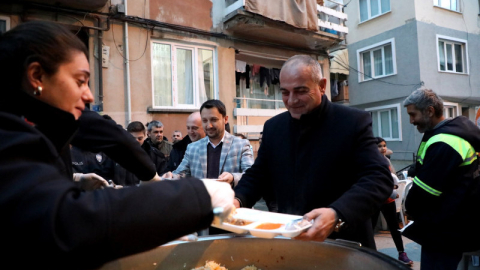 Başkan Sertaslan, yeni mahallelilerle iftarda buluştu