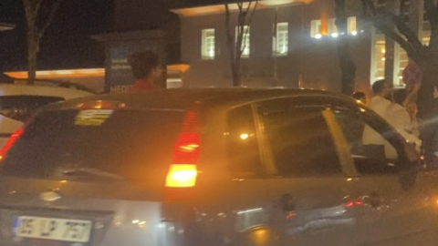 Asker konvoyu trafiği durma noktasına getirdi