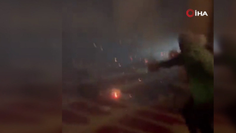 Mescid-i Aksa'da ibadet eden Müslümanlara saldırı