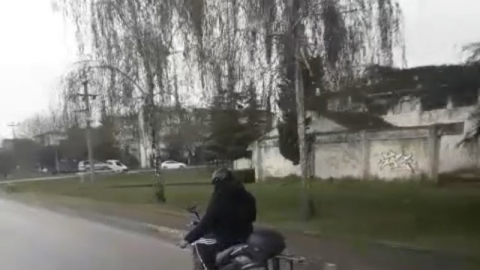 Bursa'da motosiklet ile canını hiçe saydı