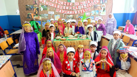  Okulu 23 Nisan için BM'ye çevirdiler