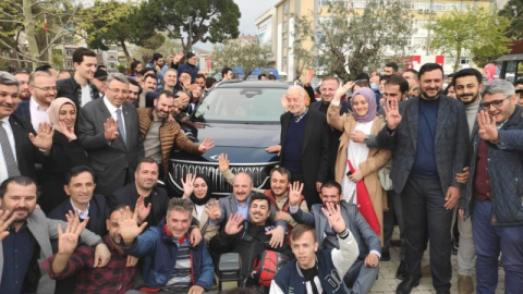 Bakan Varank'a Togg'un başkenti Gemlik'te sevgi seli