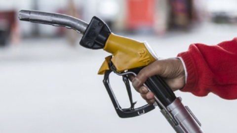 Araç sahiplerine bayram dönüşü kötü haber! Benzine büyük zam geliyor