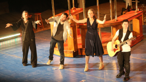 Nilüfer’de ormanda açık hava tiyatro keyfi başladı 