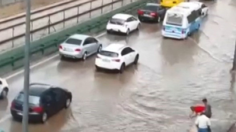 Bursa’da rögarlar taştı, yollar göle döndü