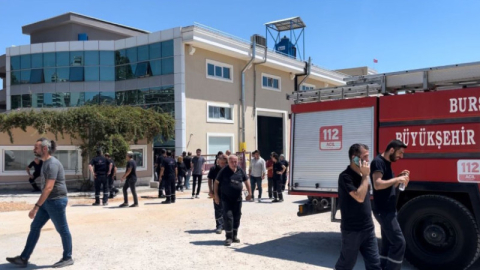 Bursa'da korkutan fabrika yangını: İşçiler dumandan etkilendi