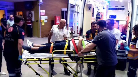 Bursa'da kontrolden çıkan araç takla atarak ters döndü