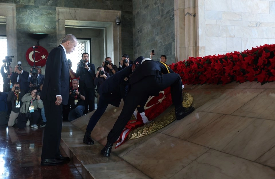 Devlet erkanı Ata'nın huzurunda - 2