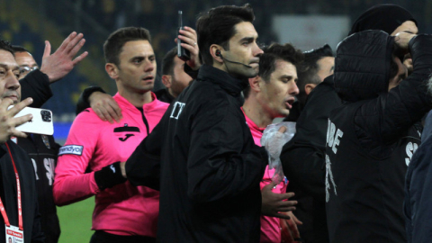 Bakan Tunç'tan Hakem Meler açıklaması    