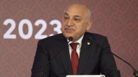 Türkiye’de tüm ligler süresiz olarak ertelendi