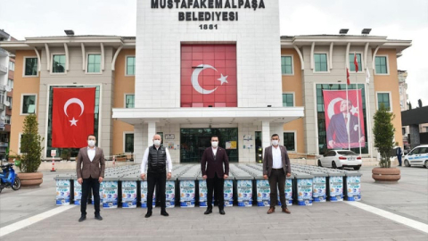 Mustafakemalpaşa'da fark yaratan hibeler