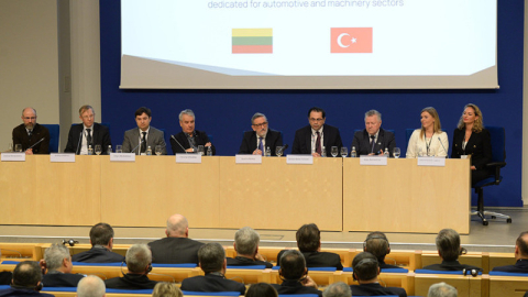 Bursa iş dünyası yeni işbirlikleri için Litvanya’da