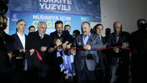 Gökhan Dinçer'in seçim ofisine miting gibi açılış