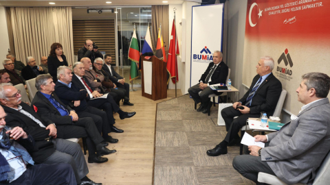 Şadi Özdemir: Bursa’da yüksek teknoloji sanayisine geçilmeli