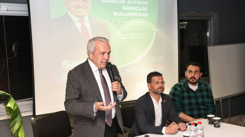 Şadi Özdemir üniversiteli gençlerle buluştu