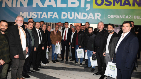 Başkan Dündar, berber esnafıyla iftarda buluştu