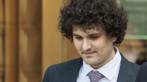Kripto para borsası FTX’in kurucusu Sam Bankman-Fried’a 25 yıl hapis cezası