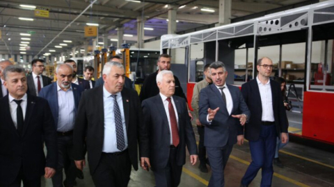 Mustafa Bozbey’den Bursa’ya metrobüs müjdesi!