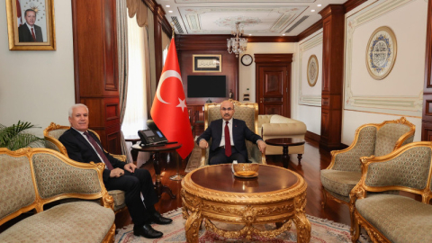 Başkan Bozbey’den ilk resmi ziyaret Bursa Valisi Demirtaş’a