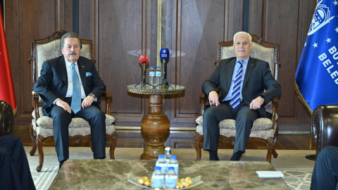 Başkan Bozbey, eski Bakan Cavit Çağlar’ı ağırladı