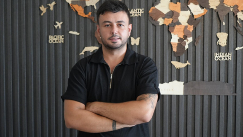 Kız arkadaşının ‘Hayalin yok’ demesiyle hırslandı, dil bilmediği ABD’de patron oldu