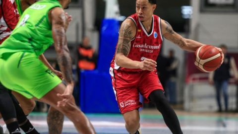 Tofaş Zaragoza'ya evinde yenildi