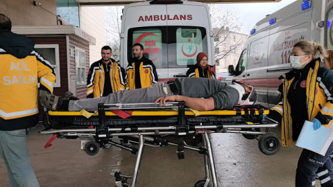 Bursa'da kamyon kasasından düşen şoför hastanelik oldu!