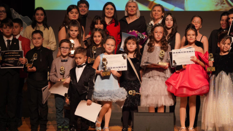 Sanat Akademisi kursiyerleri Bursa'da hünerlerini sergiledi