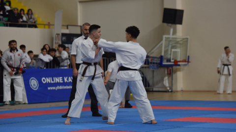 Karate rüzgarı Yıldırım'da esti!