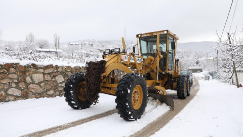 Gemlik Belediyesi kar yağışına karşı teyakkuzda