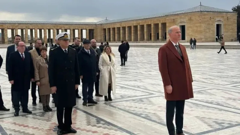 Bursa Artvin Vakfı’ndan Anıtkabir ziyareti