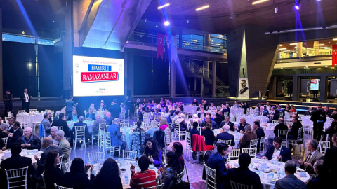 Başkan Aydın muhtarlar ve meclis üyelerine iftar verdi