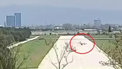 Bursa'da eğitim uçağı pilotları ölümden döndü!