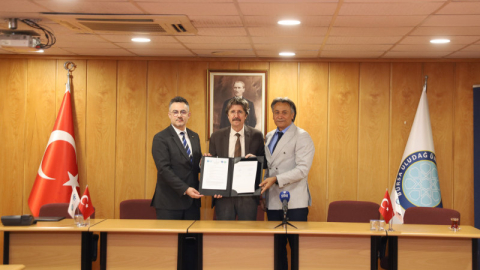 Belediye-üniversite-sivil toplum arasında örnek iş birliği