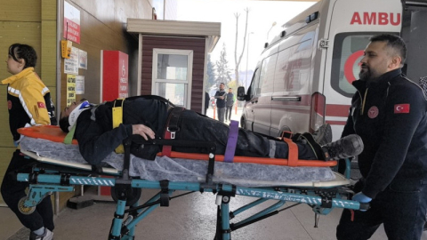 Korkunç olay: Bursa'da 5'nci kattan düşen işçi ağır yaralandı!