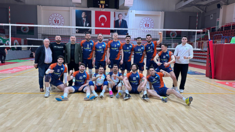 Osmangazi Belediyespor Erkekler Voleybol 2. Ligi’ne yükseldi